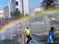 Υπό κατάληψη το thebest.gr - Εξέγερση στη Χιλή