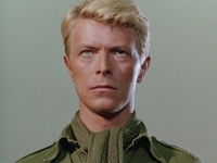 Ο Ντέιβιντ Μπόουι είναι ο Βρετανός καλλι...