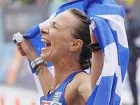 Γράφει ιστορία η Αντιγόνη Ντρισμπιώτη! Π...