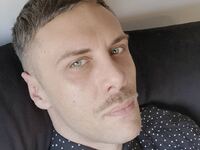 Νότης Χριστοδούλου: «Η μητέρα μου δεν απ...