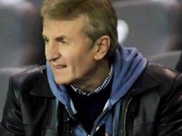 Ο δημοσιογράφος και συγγραφέας Κώστας Αλ...