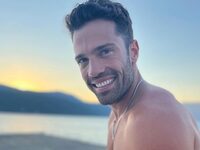 Ο Κωνσταντίνος Αργυρός θα βαφτίσει τελικ...