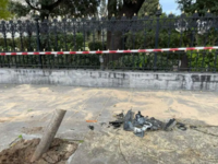 Μεθυσμένος οδηγός τράκαρε έξω από το προ...