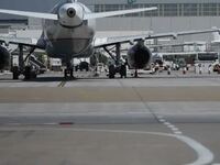 Ουκρανία: Και η Ελλάδα κλείνει τον εναέρ...