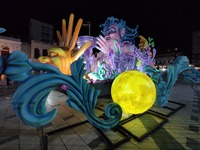 Πάτρα: Τα άρματα πήγαν στην πλατεία και ...