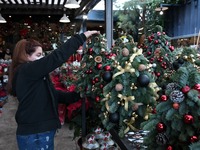 Πώς θα γίνει το χριστουγεννιάτικο άνοιγμ...