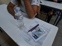 Δημοκρατία και νέοι το θέμα των Νέων Ελλ...