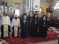 Ο Μητροπολίτης Πατρών και ο Επίσκοπος Χρ...