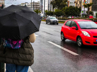 Καιρός: Υποχωρεί το ψύχος, έρχονται νοτι...