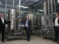 Η Πατρινή εταιρία αναψυκτικών Λουξ, στο ...