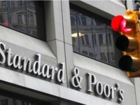 Standard & Poor's: Πώς αιτιολογεί τη...