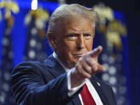 Γιατί ο Τραμπ θέλει τη Γροιλανδία, τον Κ...