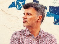 Στην Πάτρα απόψε ο Φοίβος Δεληβοριάς