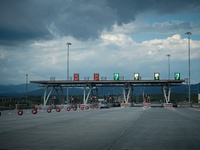 Έρχονται τα ηλεκτρονικά διόδια και καταρ...