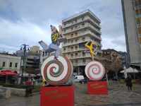 Το Πατρινό Καρναβάλι πάει...πλατεία- ΦΩΤΟ