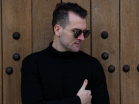 Από το The Voice στο πρώτο του τραγούδι ...