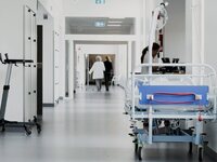 Τρανς στα αζήτητα του νεκροτομείου – Αρν...