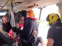 Κακοκαιρία Daniel: Η στιγμή που διασώστη...