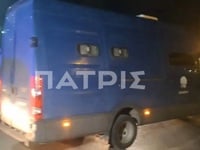 ΟΠΕΚΕΠΕ: Στο πλοίο από την Κρήτη οι 15 σ...