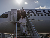 Στη Λέσβο ο Πάπας Φραγκίσκος- Επισκέπτετ...