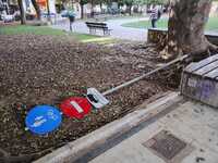 Οδηγός ΙΧ ανέβηκε στον πεζόδρομο της Μαι...