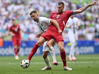 Ζωντανοί οι Σέρβοι, 1-1 στο 95' την Σλοβ...