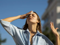 Καύσωνας: 7+1 κόλπα για να δροσιστείτε