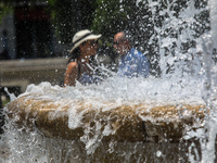 Καύσωνας Κλέων - SOS από Meteo: Ακραίες ...