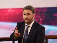 Εκλογές 2023 - Ανδρουλάκης: Κρατάει την ...