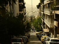 Καιρός: «Πνιγμένοι» στη σκόνη μέχρι και ...