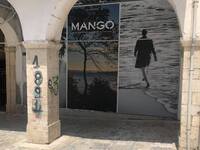 Πάτρα: Μπήκε και επιγραφή! Ανοίγει Mango...