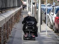 Να είναι δικαιούχοι του κοινωνικού μερίσ...