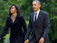ΗΠΑ: Μπαράκ και Μισέλ Ομπάμα στηρίζουν τ...