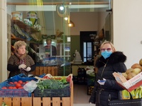 Κορωνοϊός: Φούρνοι, ιχθυοπωλεία, μανάβικ...