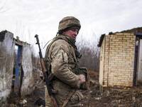 Ουκρανία: Νεκροί 13 άμαχοι και 9 στρατιώ...