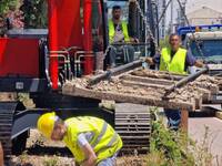 Πάτρα: Ξηλώνουν τη γραμμή του Προαστιακο...