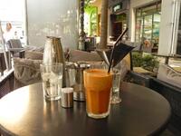 Η Πάτρα του καφέ, των μπαρ και ταχυφαγεί...