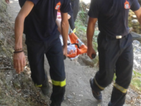 Μεγάλη επιχείρηση διάσωσης: Τουρίστρια έ...