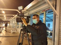 Ρεπορτάζ με μάσκες στο λιμάνι της Πάτρας – ΦΩΤΟ