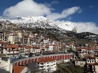 Παρνασσός και Αράχωβα: Η μαγεία του ελλη...