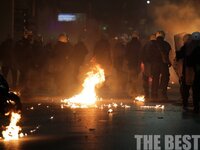 Συγκέντρωση αντιεξουσιαστών στα Δικαστ...