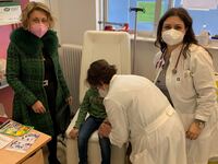 Χρ. Αλεξοπούλου : Επίσκεψη στο Εμβολιαστ...