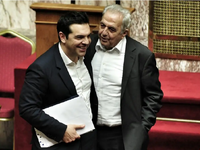 Αλέκος Φλαμπουράρης: Ο «Νέστορας» της Αρ...