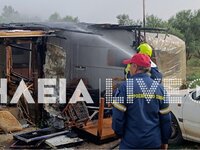 Ηλεία: Ξέσπασε φωτιά στο σπίτι του δολοφ...