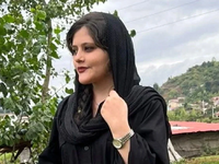 Μάχσα Αμινί: «Βασανίστηκε και την εξευτέ...