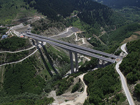 Ανάμεσα σε ουρανό και γη: Πού βρίσκονται...