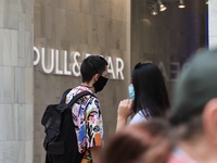 Κορωνοϊός: Αυστηρά περιοριστικά μέτρα στ...