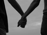 Όταν νοσεί ένας από καρκίνο, νοσεί όλη η...