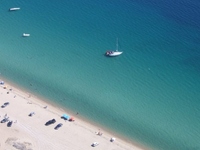 Χαλκιδική: Φουσκωτή βάρκα με 7χρονο παρα...