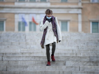 Νέες οδηγίες CDC: Τέλος η μάσκα σε εσωτε...